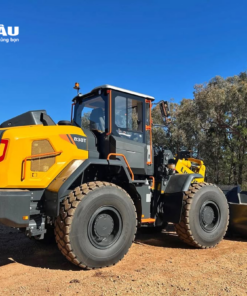 838t2